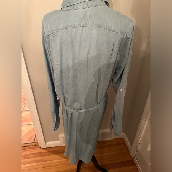 Karen Kane Chambray Shirtdress - Picture 2 of 6